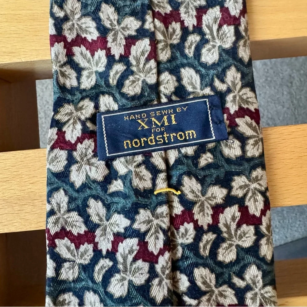 XMI Hand Sewn NORDSTROM 100% Silk Men’s Neck Tie
